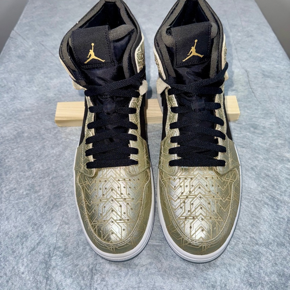 Jordan 1 High Zoom Air CMFT Sneakers